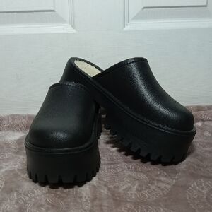 Women's Cozy Fleece-Lined Platform Mule